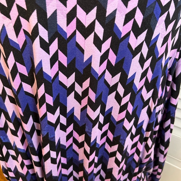 Investments II Essentials Long Sleeve Purple Multi Geometric Top, 2X, EUC - Picture 7 of 7